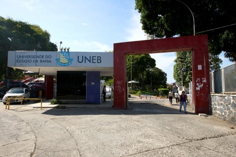Governo institui programa Bolsa Revalida Bahia para professores, servidores e técnicos de universidades estaduais