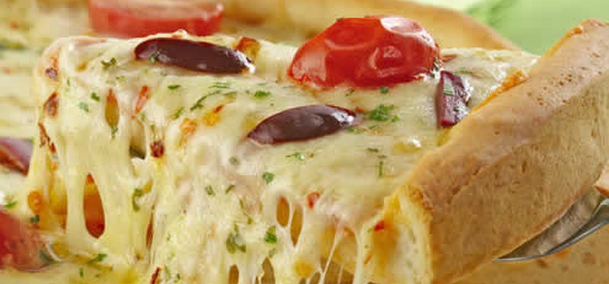 17_02_02_630_receita_pizza_caseira_dois_queijos