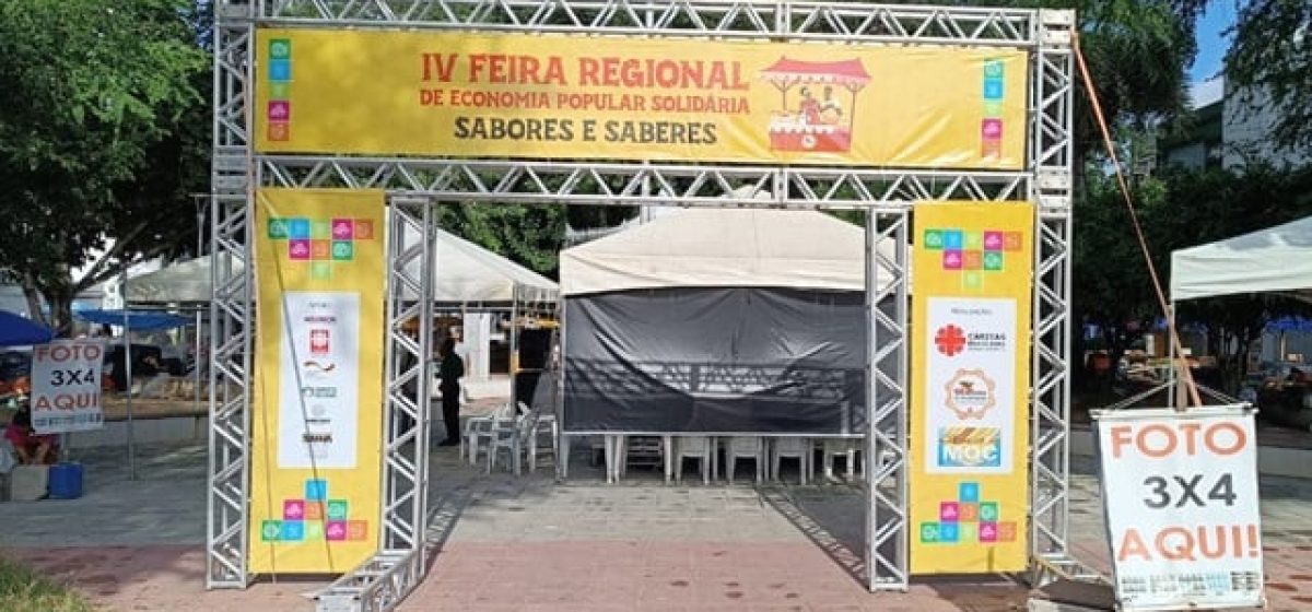 IV-Feira-Regional-de-Economia-Popular-Solidaria-Sabores-e-Saberes-em-Feira-de-Santana-ft-Paulo-Jose-acorda-cidade