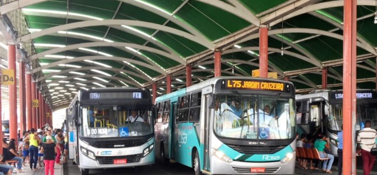 Ônibus-SMTT-Terminal-Central-780x405