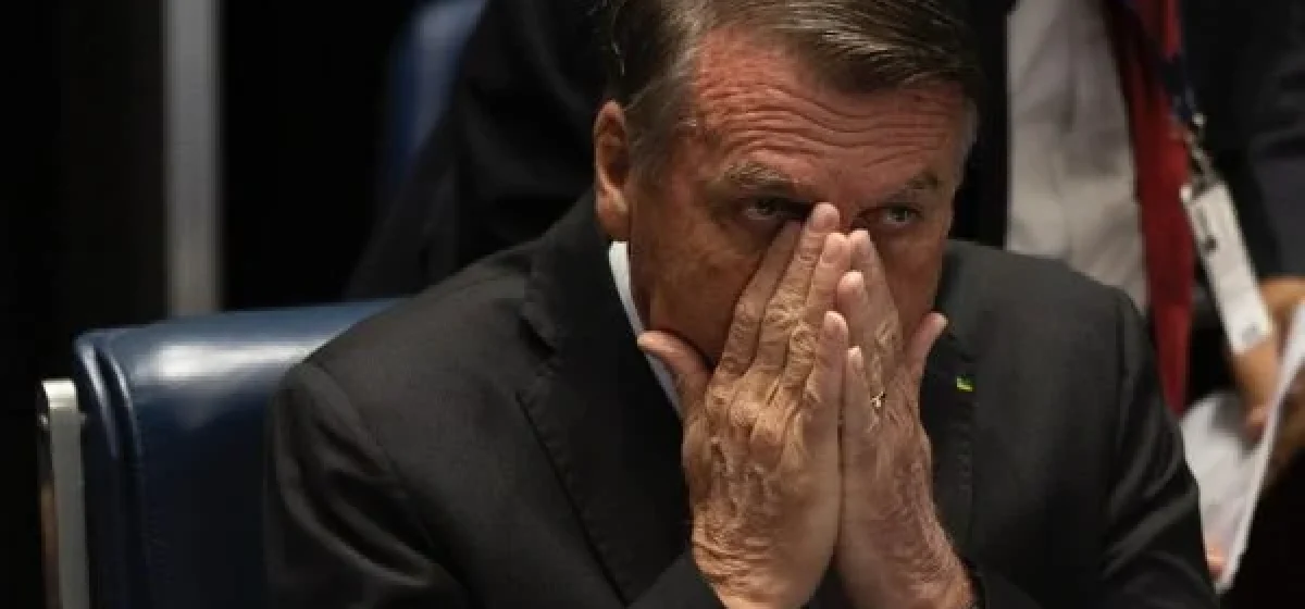 Presidente-Bolsonaro-chega-no-plenário-do-Senado-para-sessão-solene-do-Congresso-1-1-600x400-1