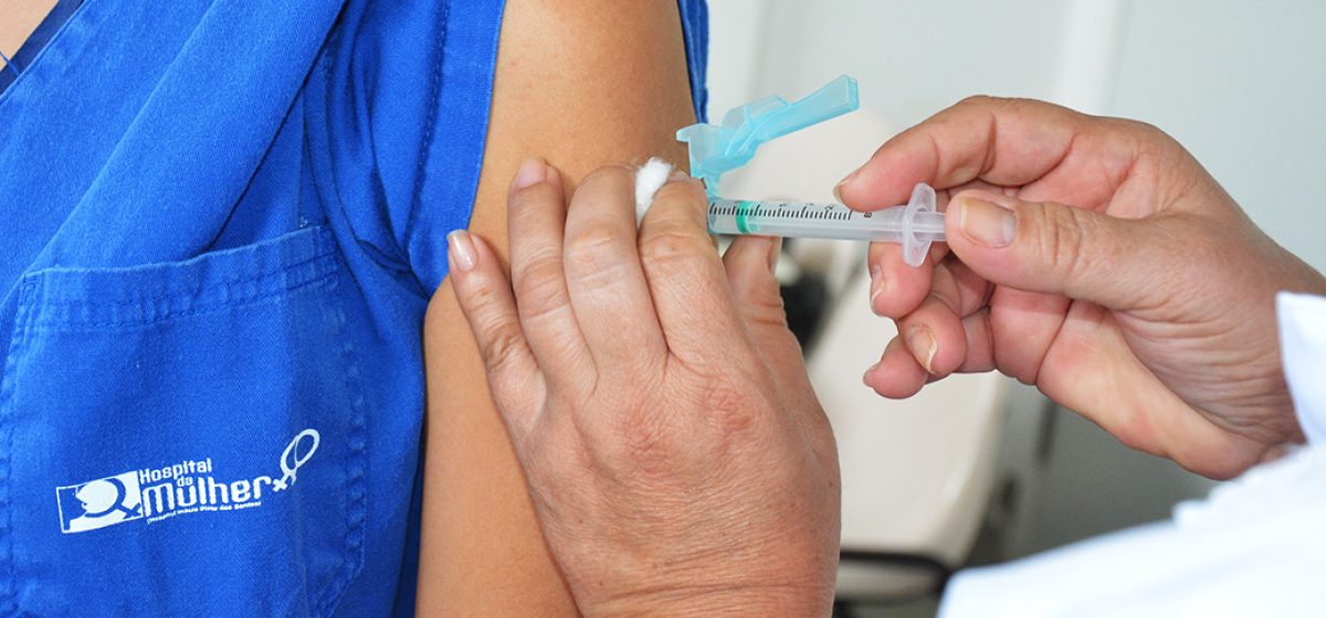 Vacinacao-Covid-19-Sabado-23-01-GALERIA-Foto-Jorge-Magalhaes-18
