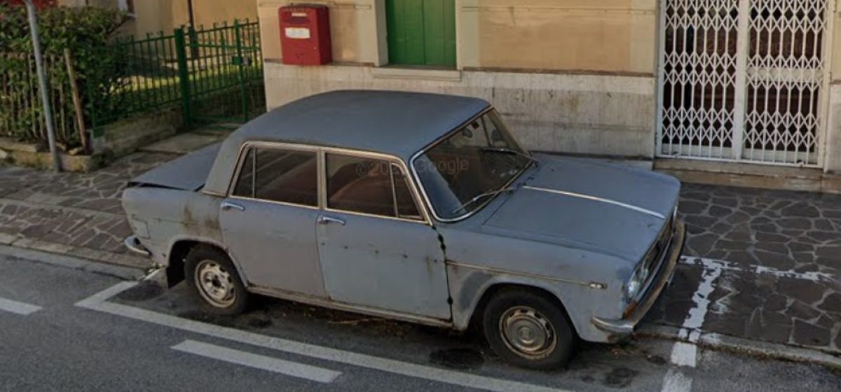 carro-velho-italia