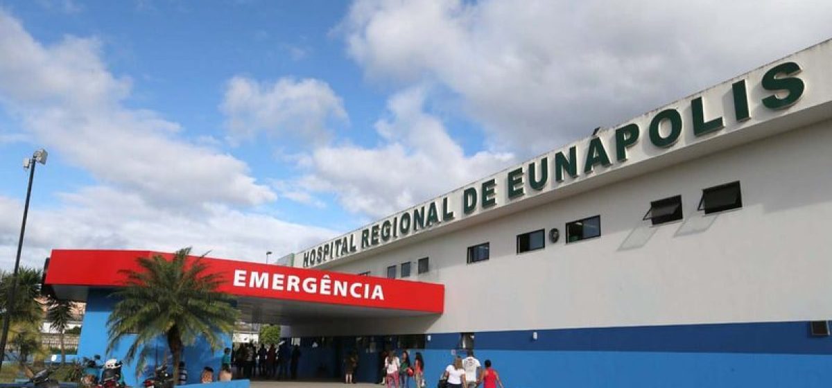 fachada-do-hospital-regional-de-eunapolis_widelg